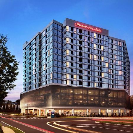 Hampton Inn & Suites Teaneck/Glenpointe Buitenkant foto