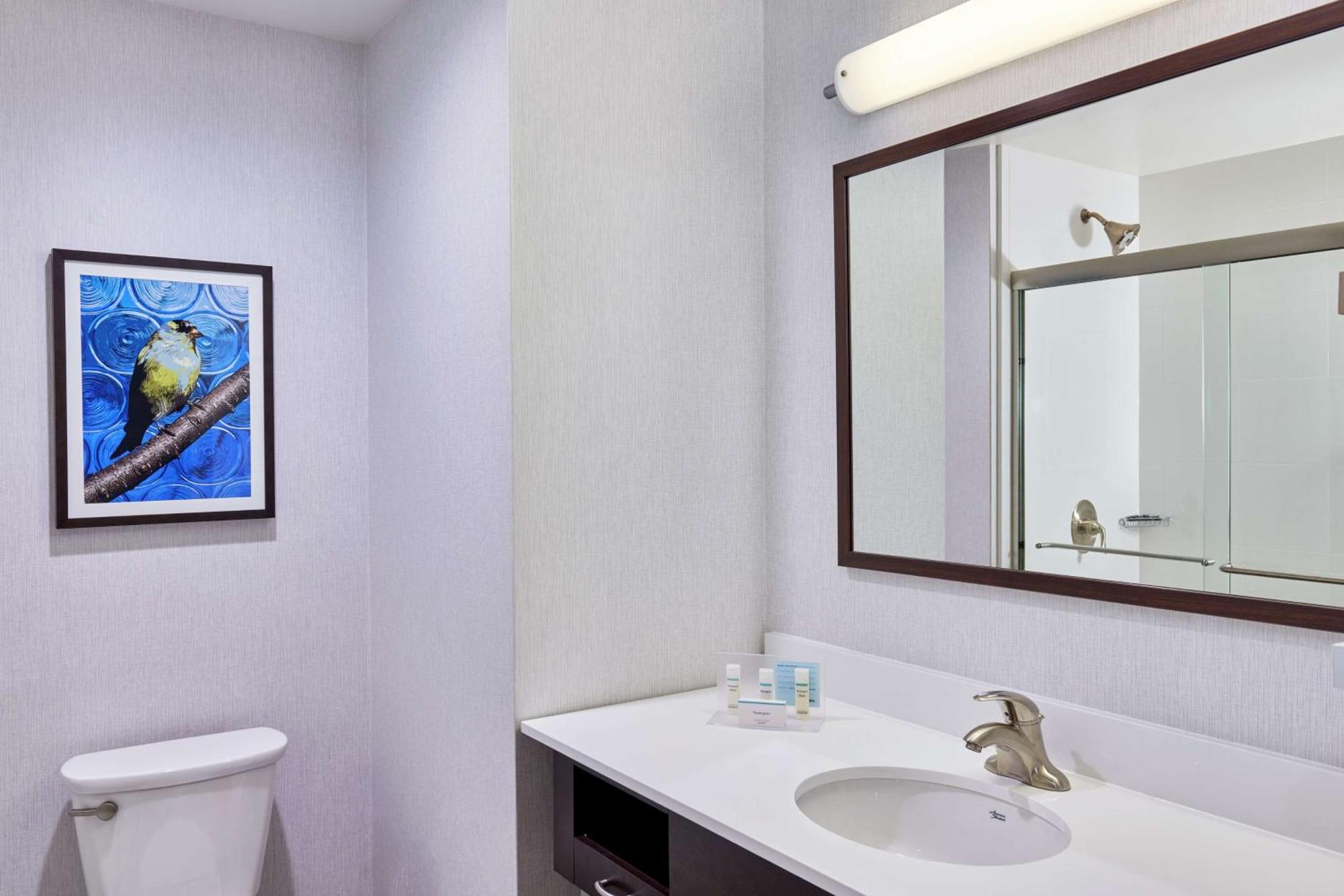 Hampton Inn & Suites Teaneck/Glenpointe Buitenkant foto