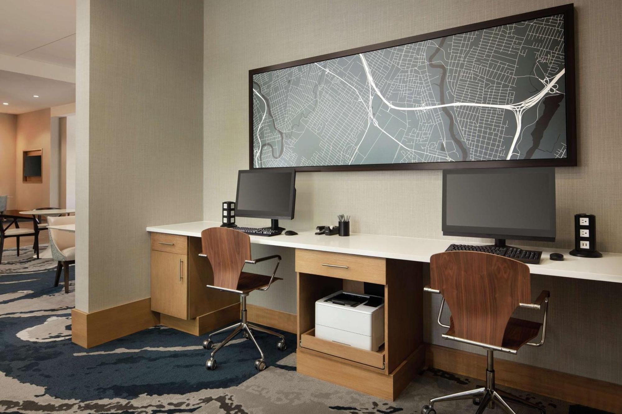 Hampton Inn & Suites Teaneck/Glenpointe Buitenkant foto