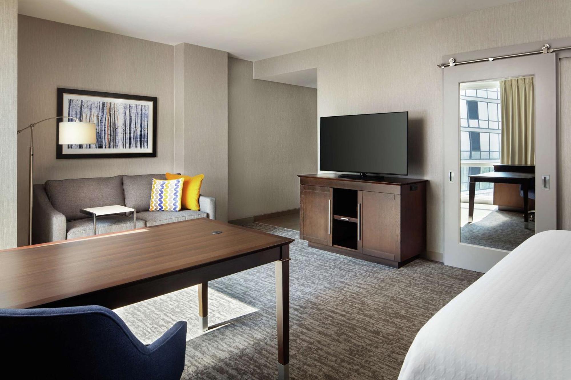 Hampton Inn & Suites Teaneck/Glenpointe Buitenkant foto